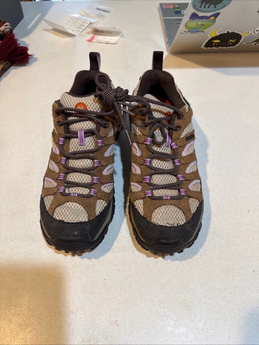 Merrell Brown Hiking Shoe with Orange Insole earth/euclid